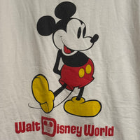 Vintage 90’s Mickey Mouse Tee Size: L