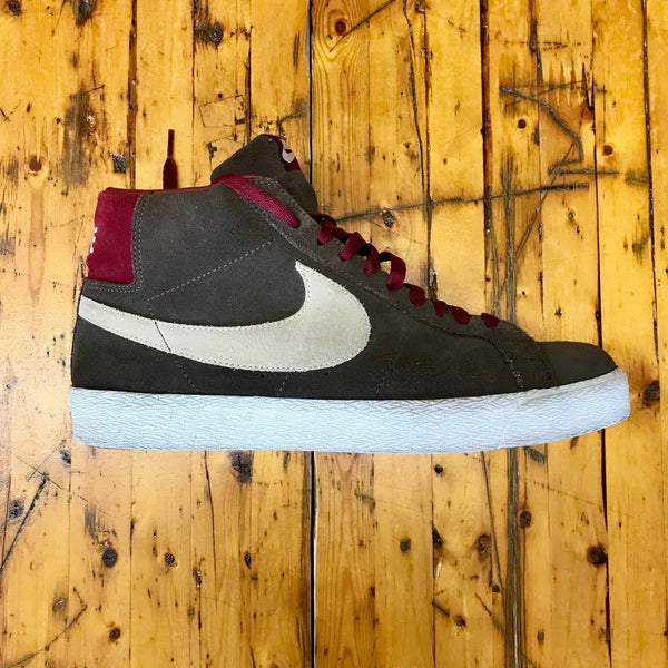 2005 NIKE SB Blazer Mid