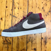 2005 NIKE SB Blazer Mid